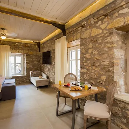 Daire Stone At Lefkada's Old Port *