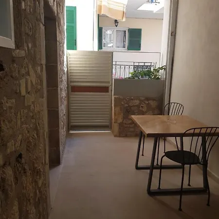 Stone At Lefkada's Old Port Apartment *