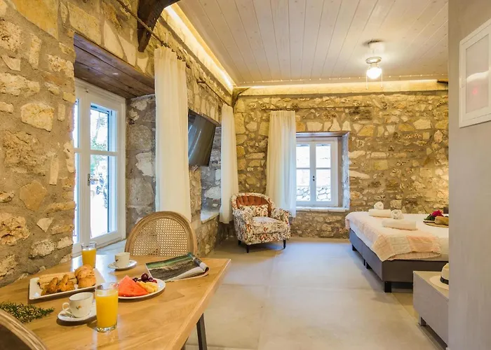 Stone At Lefkada's Old Port Apartment *