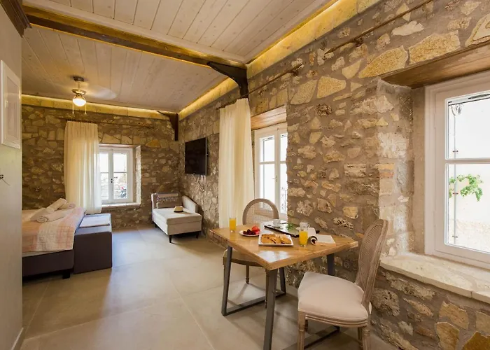 Apartment Stone At Lefkada's Old Port *